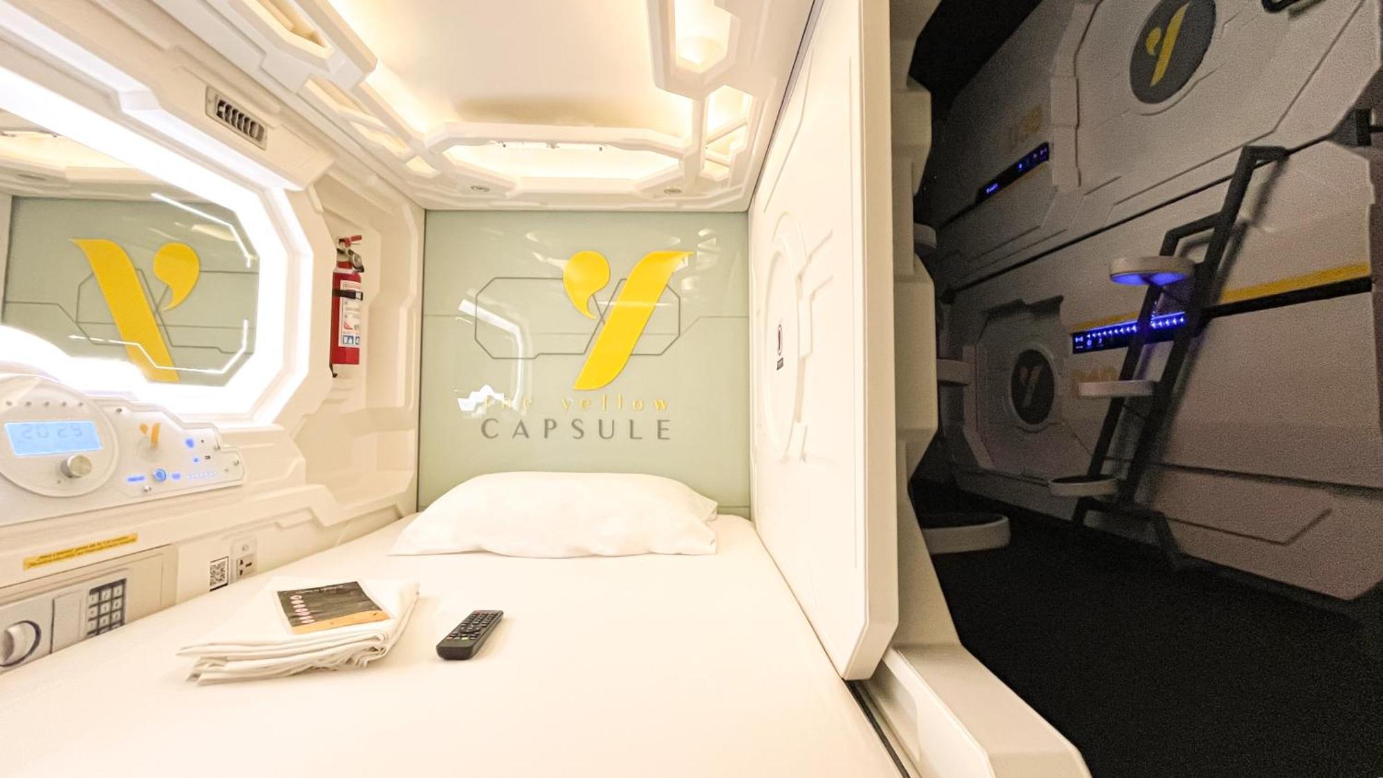 The Yellow Capsule Cancun Close To Airport Kültér fotó